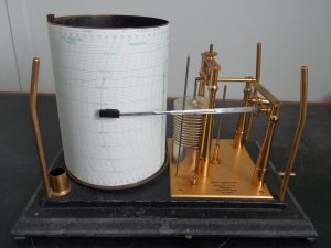 Image of a Traditional Barograph