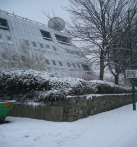 image of Met Éireann headquarters with a blanket of snow (2010)
